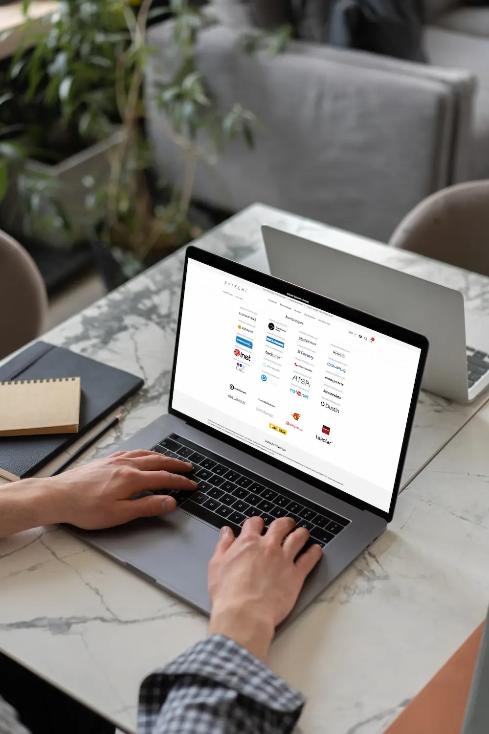 Satechi online store created by ScriptSector for seamless e-commerce and responsive product navigation
