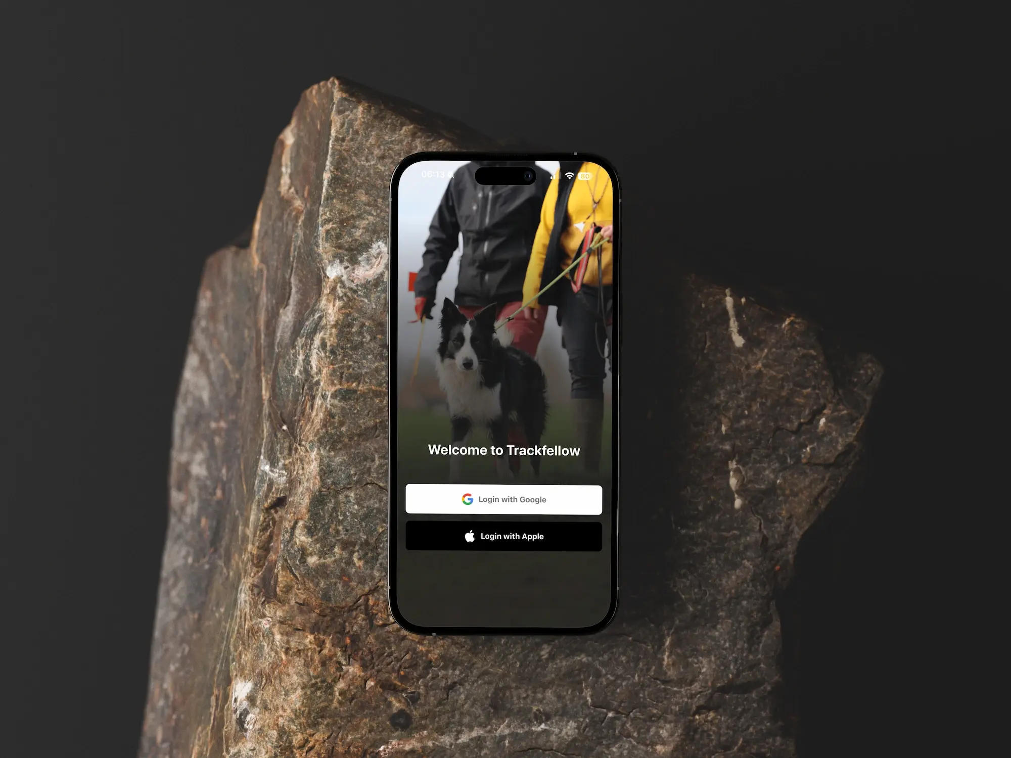 TrackFellow app för iOS och Android med inloggning för hundspårning, GPS-träning och mantrailing